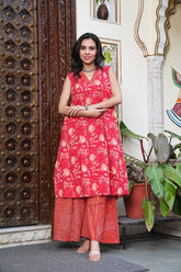 FLORAL FUSION COTTON KURTA SET (RED)