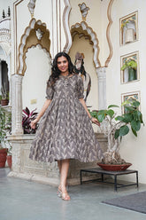 ASH BROWN FLARED DRESS