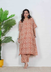 VASTRAVED – GEOMETRIC HAND BLOCK OVERSIZE KURTI SET