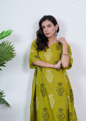 HARILEELA – FLORAL HAND BLOCK OVERSIZE KURTI SET