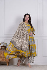 PEELI CHAAP – SUNSHINE TALE 3 PIECE SET