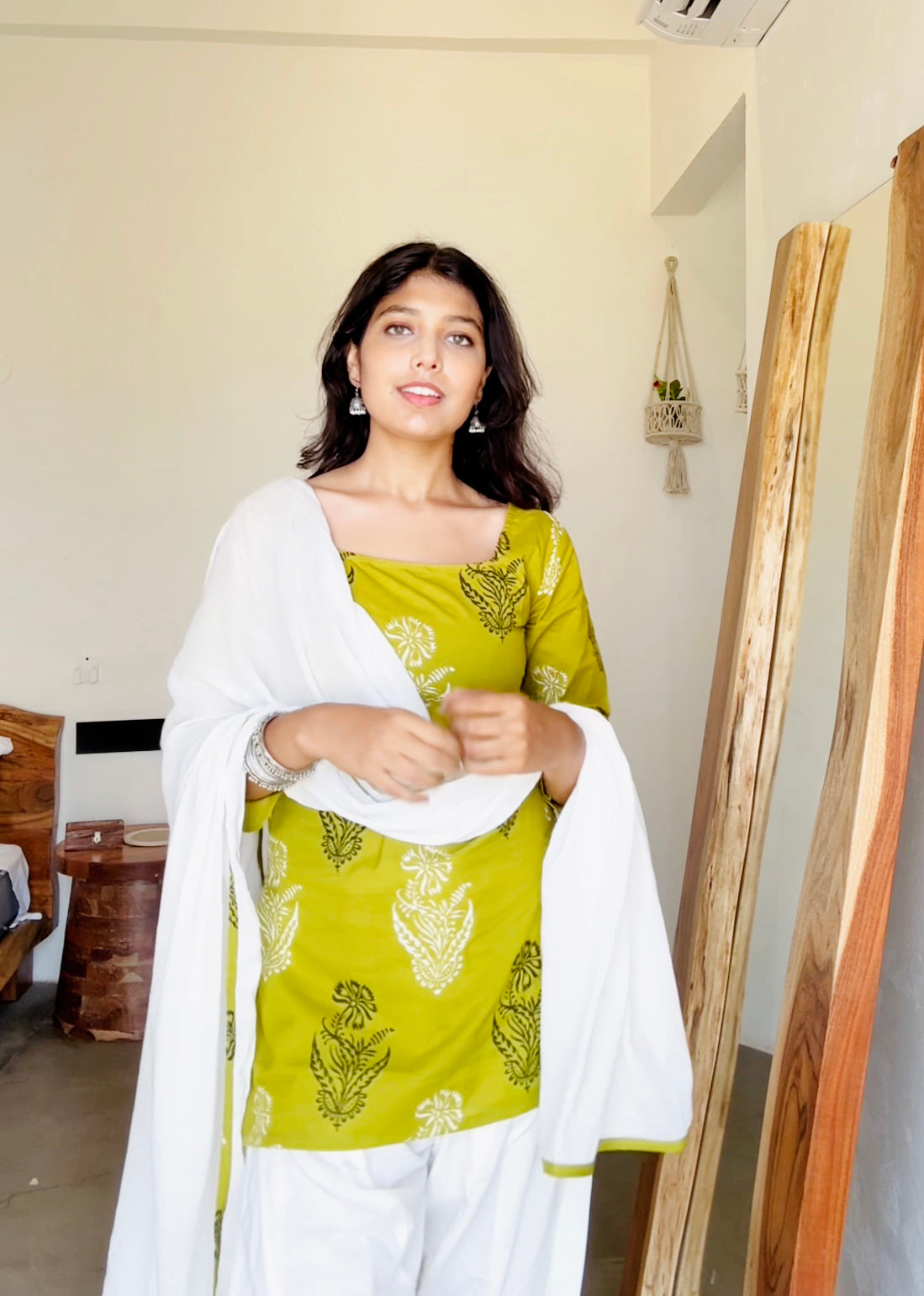 HARI NOOR FARSHI SET
