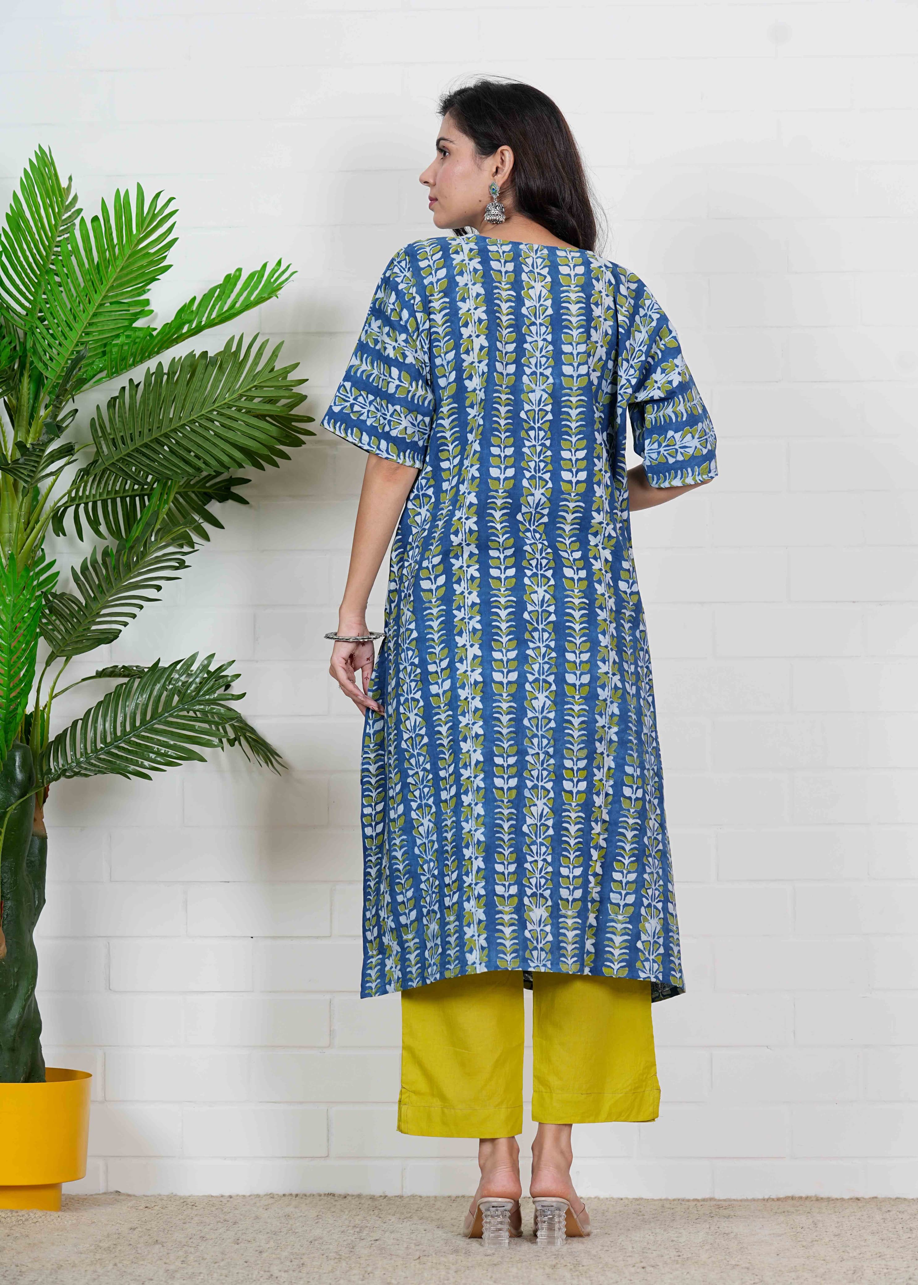 NEEL PUSHP – INDIGO BLOOM HAND BLOCK KURTI SET
