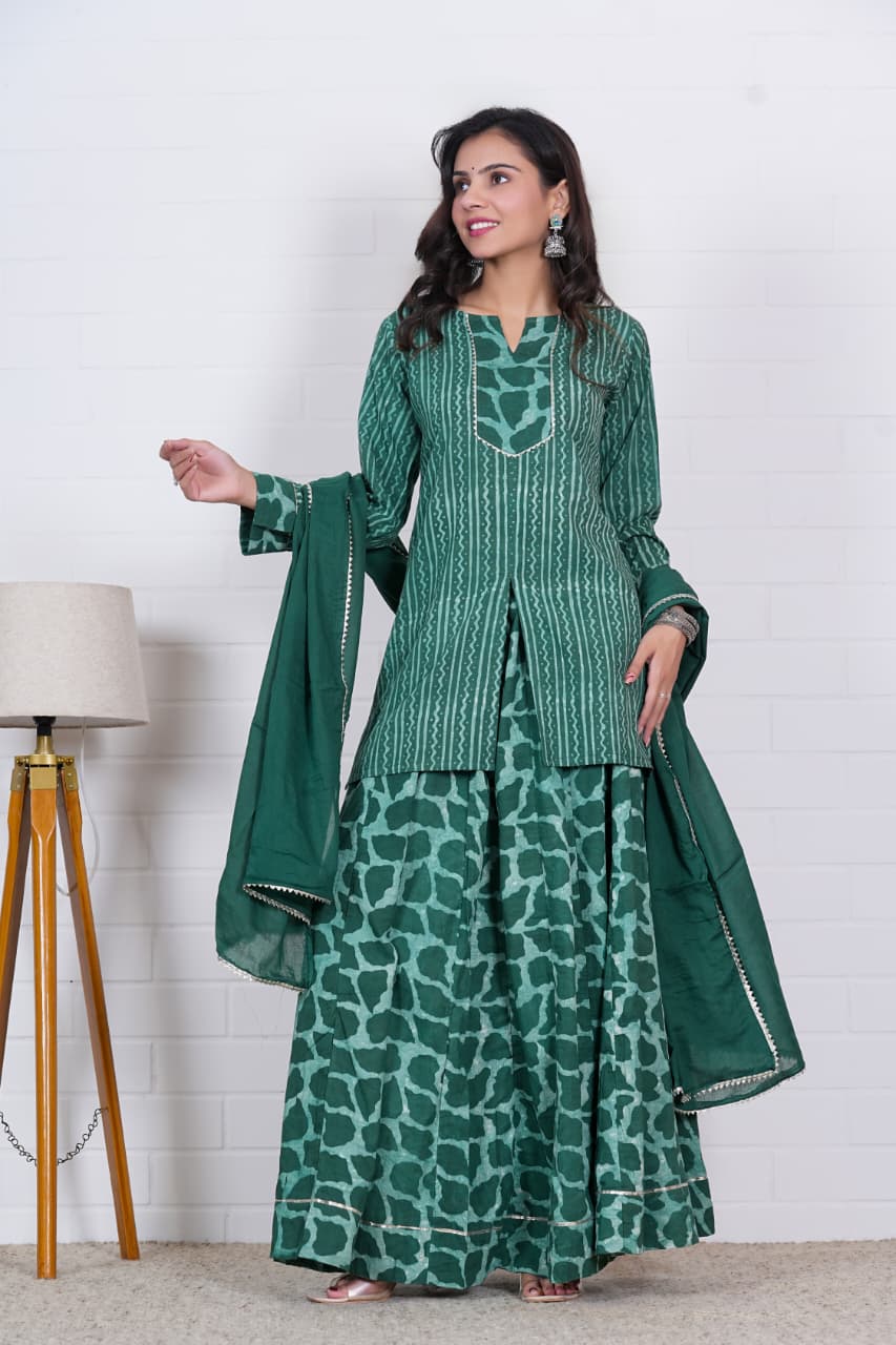 AARANYA – EMERALD GREEN CHARM HAND BLOCK PRINTED LEHENGA SET