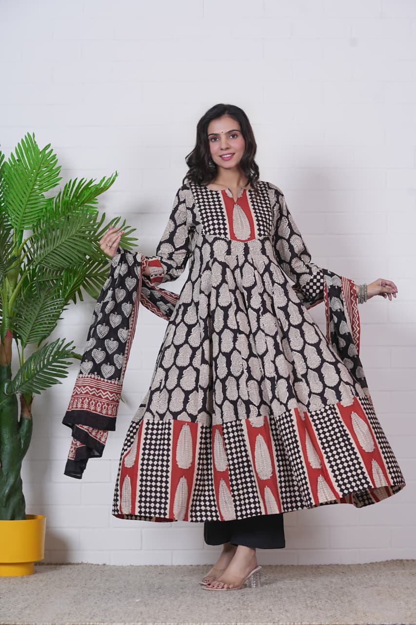 VANYA – HAND BLOCK PRINTED ANARKALI SET