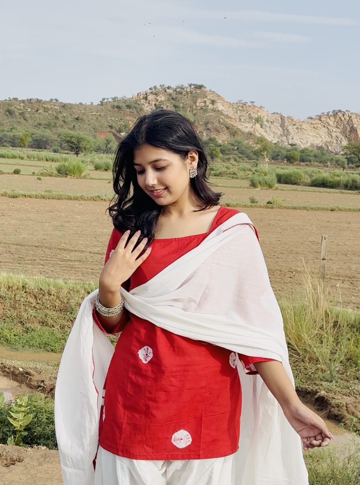 LAAL NOOR FARSHI SET